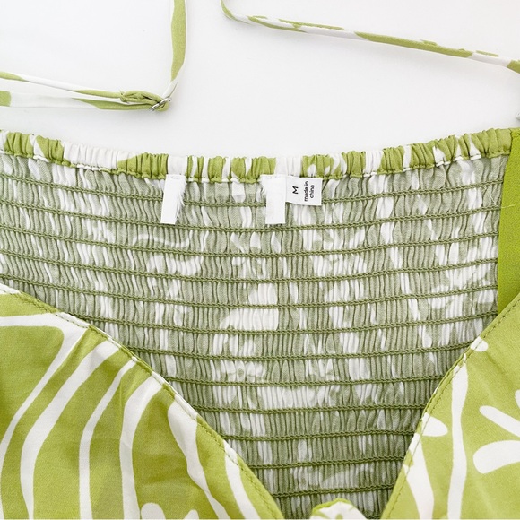 NWOT ASTR Maybel Retro Midi Bustier Dress in Celery Floral w/ Flounce Hem Size M - Picture 5 of 7